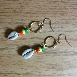 🔥 Jamaican Shell Dangling Earrings